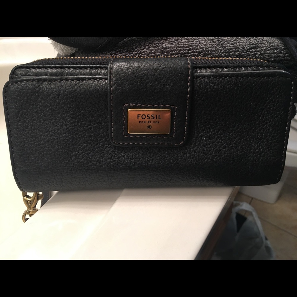 Fossil Wallet