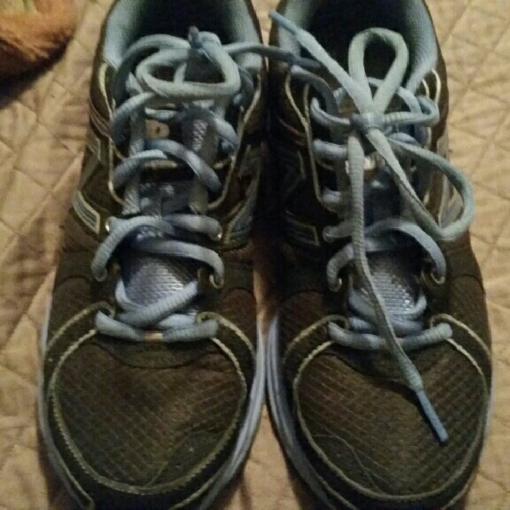 New Balance Sneakers