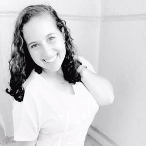 Meet your Posher, Arielle