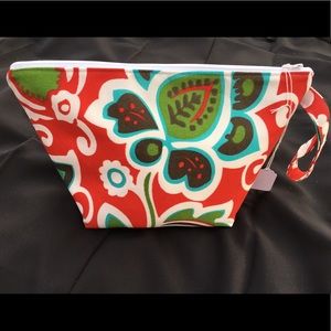 Cosmetic bag