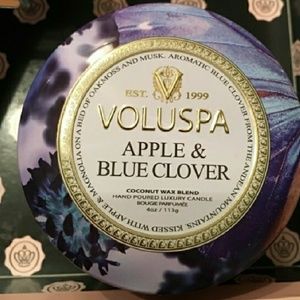 Voluspa Apple & Blue Clover Candle