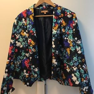 🌺Ellen Tracy 🌺Bold Black w/ Floral print Blazer
