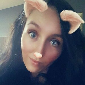 Meet your Posher, Carla