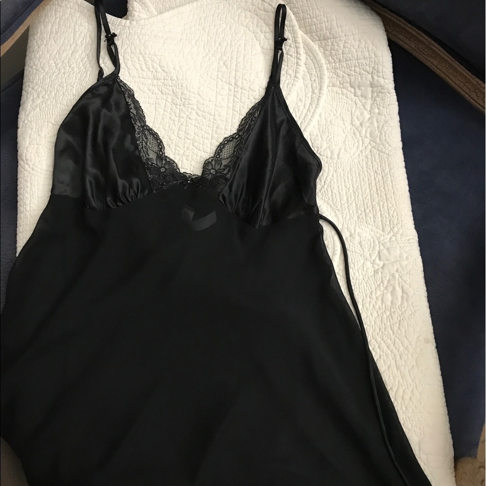 🖤Black Lace Nightie🖤Never worn.