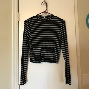 Stripped Cropped Long Sleeve