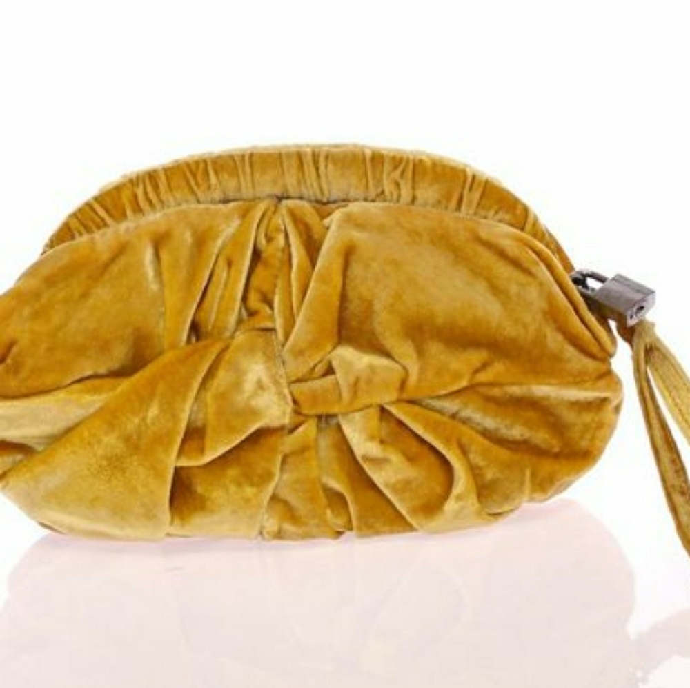 dolce and gabbana myriam wristlet