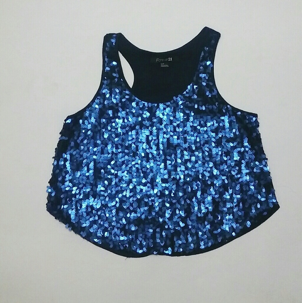 Sparkly top 🔵