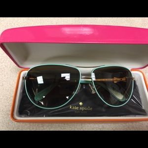 ♠️Authentic Kate Spade Circ Mint Sunglasses♠️