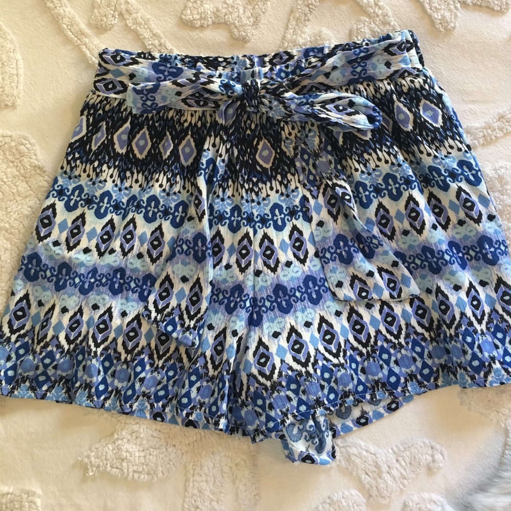 NWOT dressy shorts