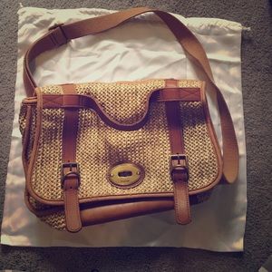 Used shoulder/cross body Fossil bag