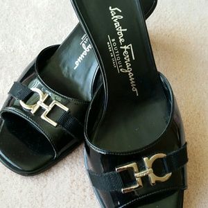 Ferragamo Black patent shoes, Excellent condition!