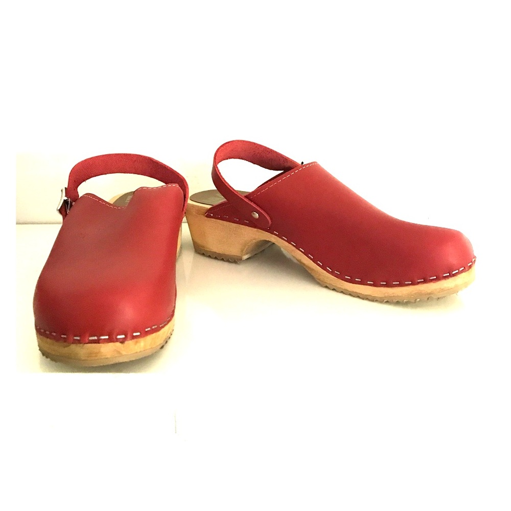 MIA Swedish Clogs