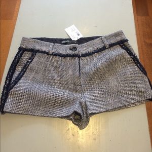 NWT Elizabeth and James Tweed navy shorts