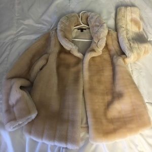 Elegant jacket for a princess