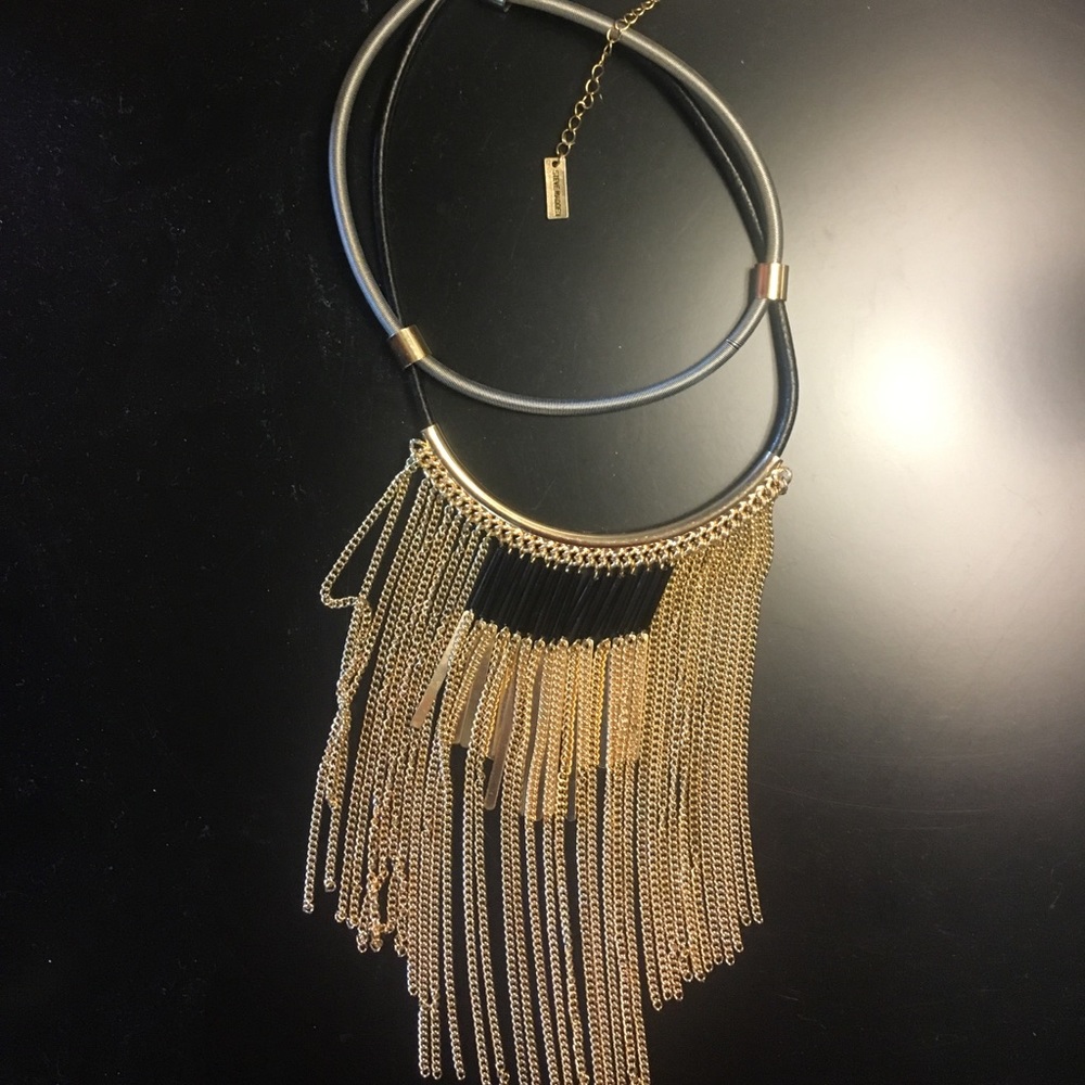 Steve Madden necklace