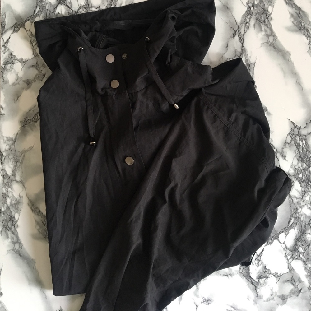 ZARA MENS Fashionable Windbreaker/Jacket