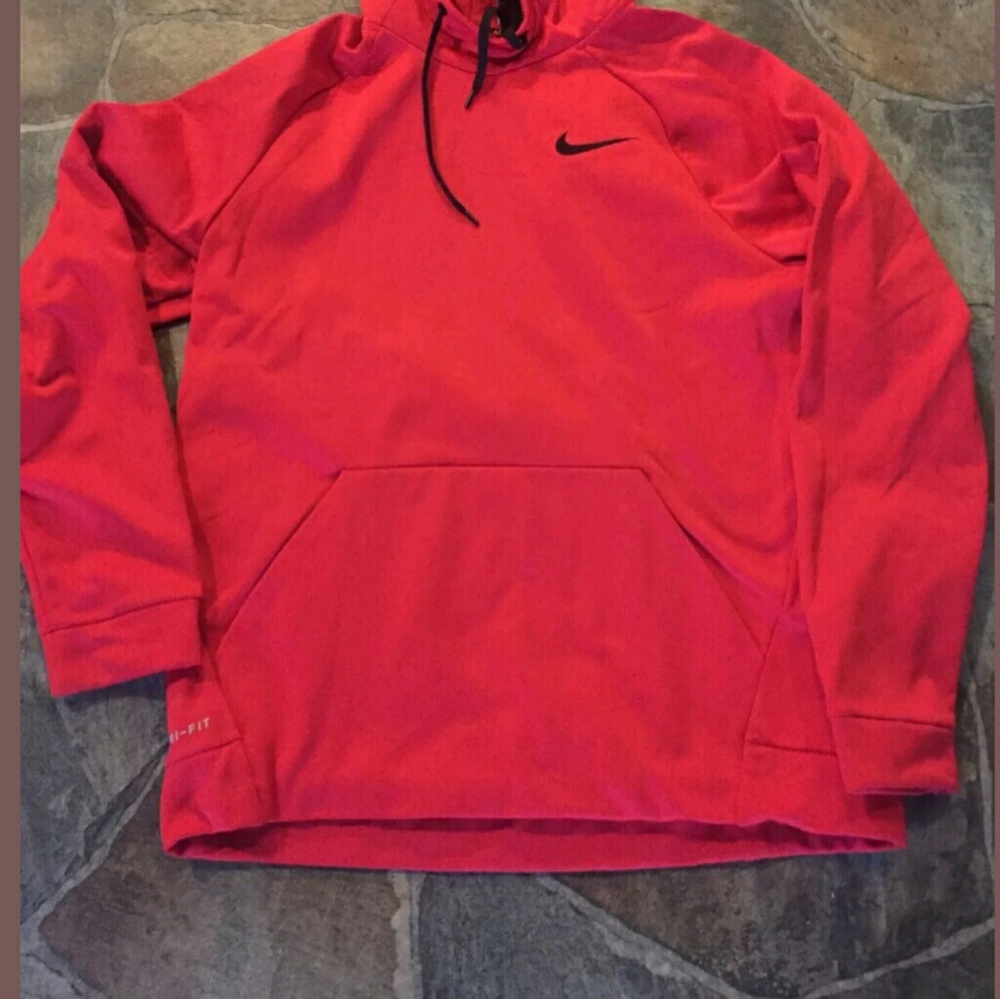 Red nike hoodie Therma-fit