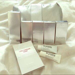 La Prairie Sample Set!