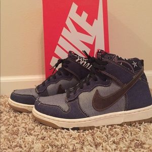 Nike SB Dunk CMFT size 7