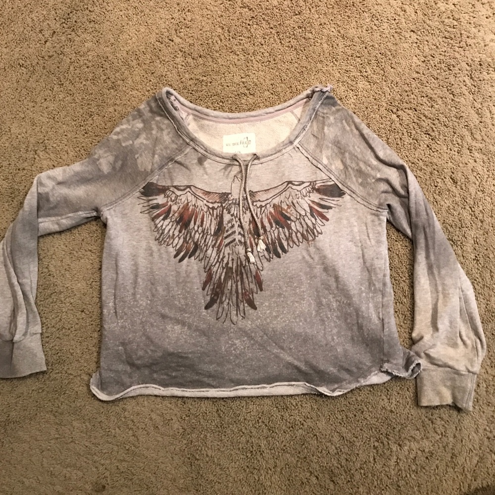 FREE PEOPLE SWETASHIRT.