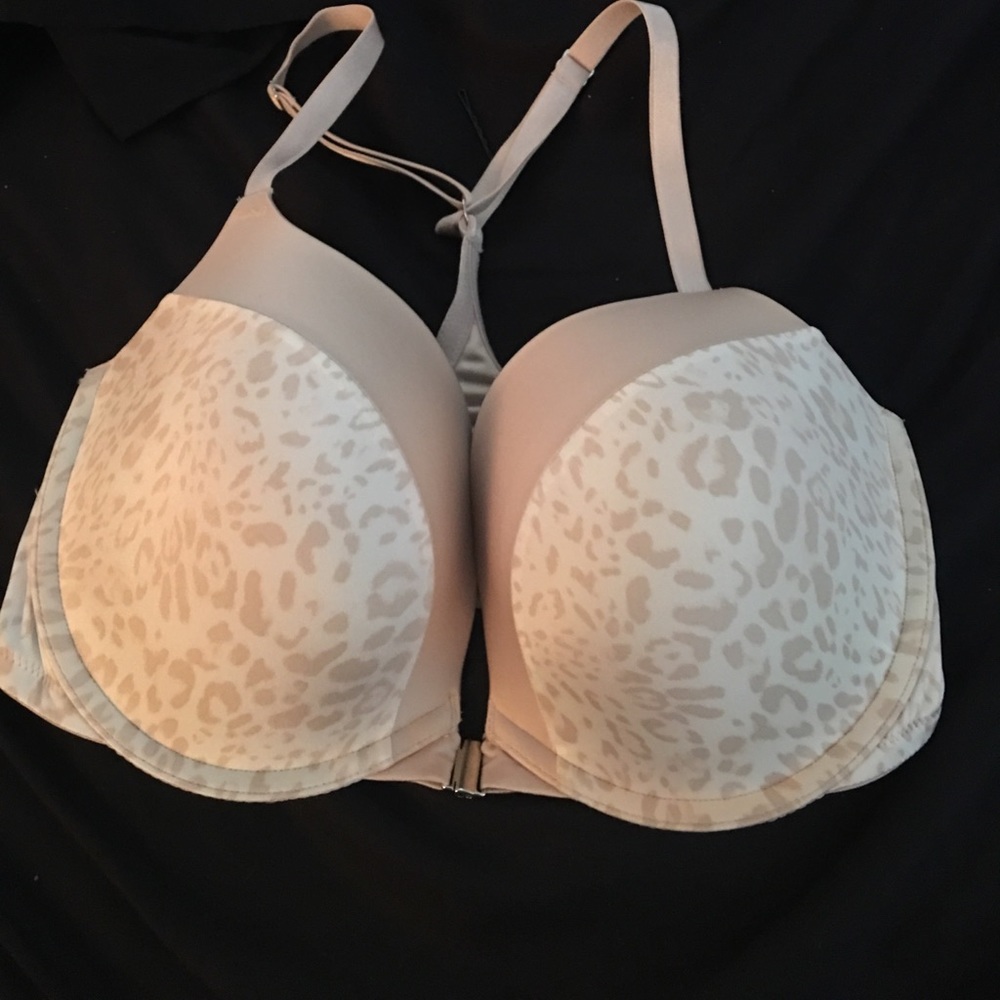 Victoria's Secret very sexy push up bra