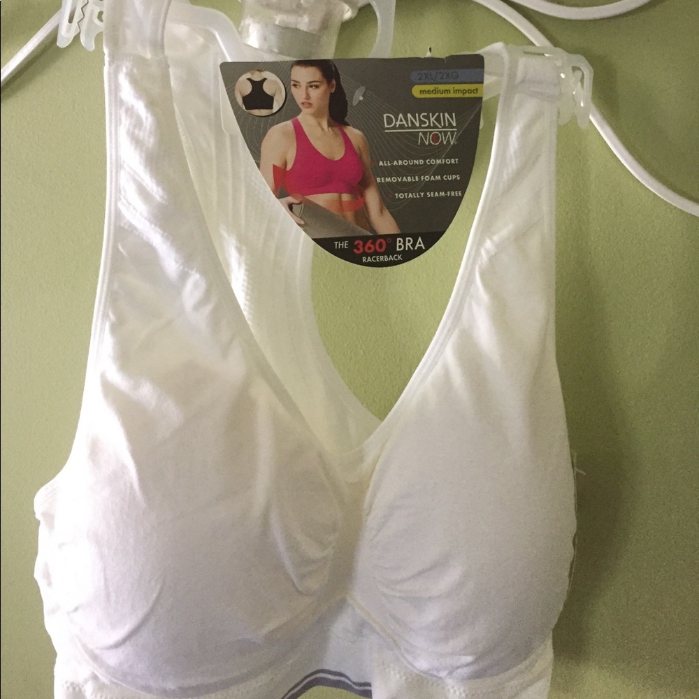 Danskin sports bra!