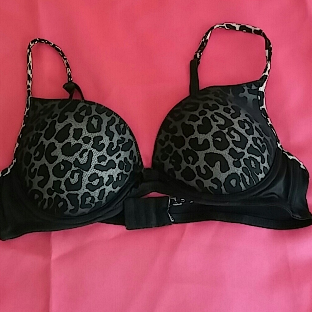 (SOLD) 3 Sexy Bras for the Price of One!! SIZE 36B - Picture 3 of 4