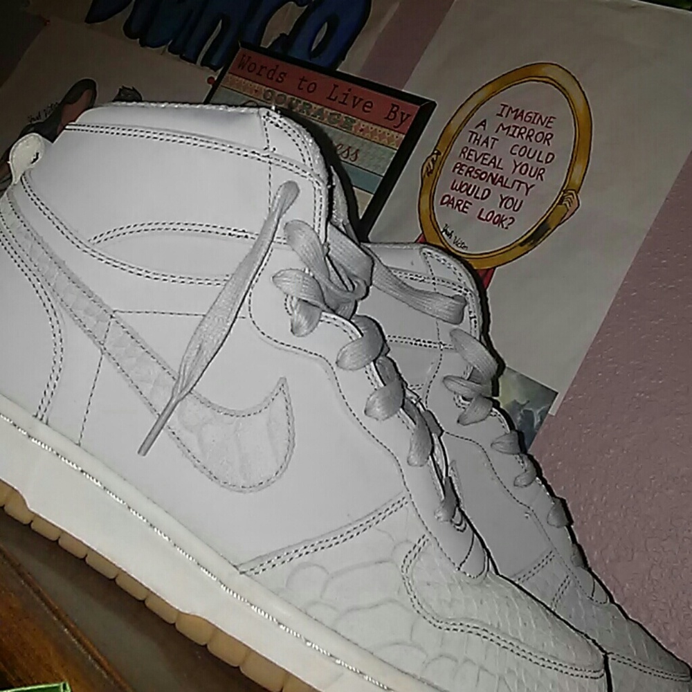 Shoes (sizes 9-12)