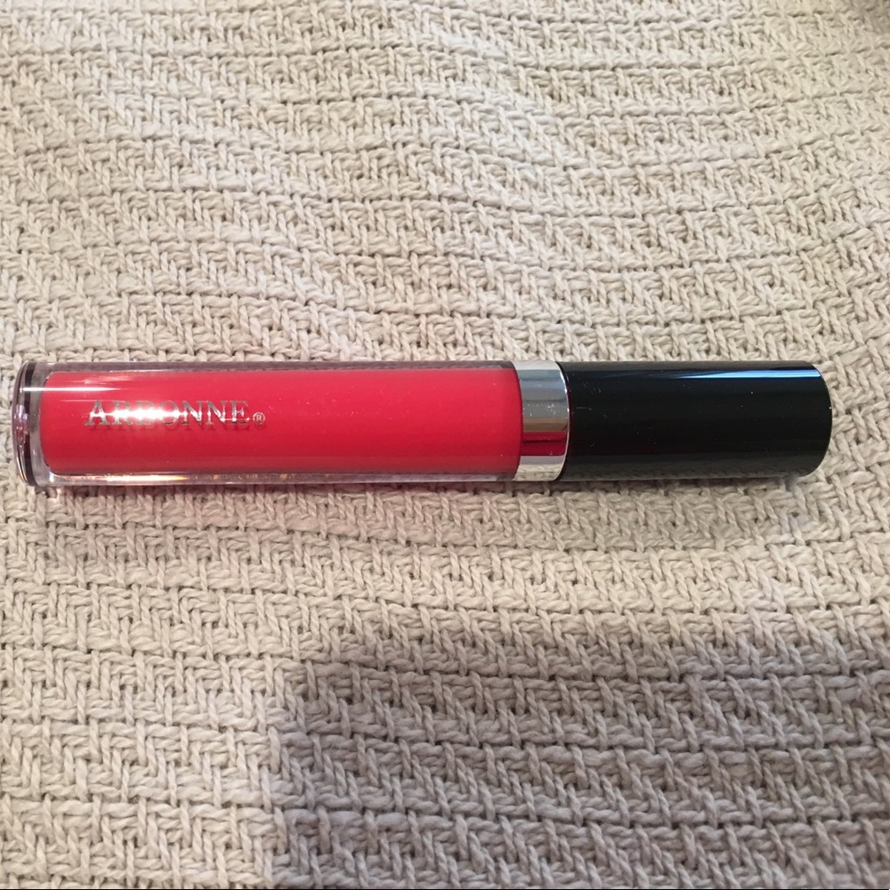MUST GO NIB Arbonne Glossed Over lip gloss