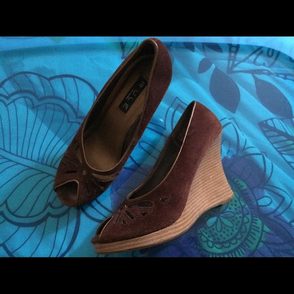 Steve Madden Shoes - Steve Madden Wedges