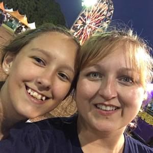 Meet your Posher, Tania