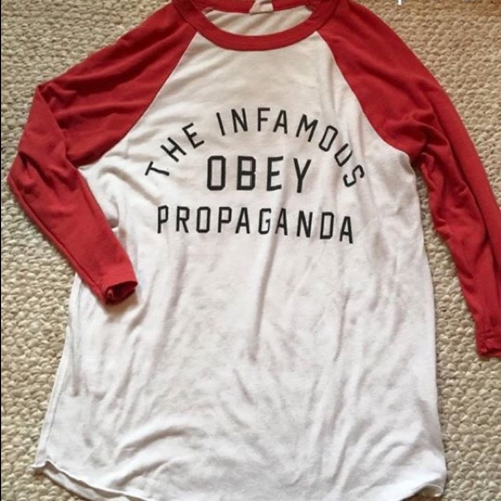 Obey quarter sleeve. Good used condition