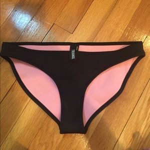 TRANGL jet black bikini bottoms