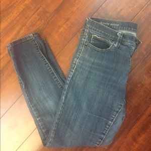 Skinny ankle jeans
