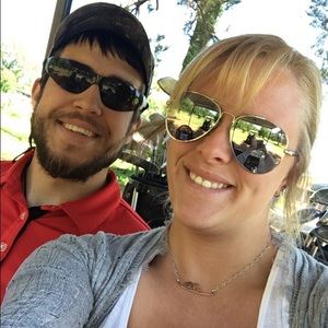 Meet your Posher, Macy