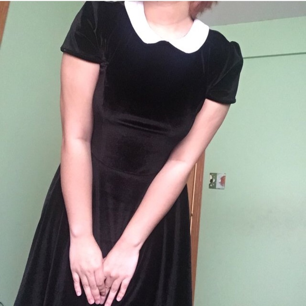 ‼️SOLD‼️ Black Velvet/Textured White Collar Dress