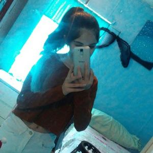 Meet your Posher, Sol