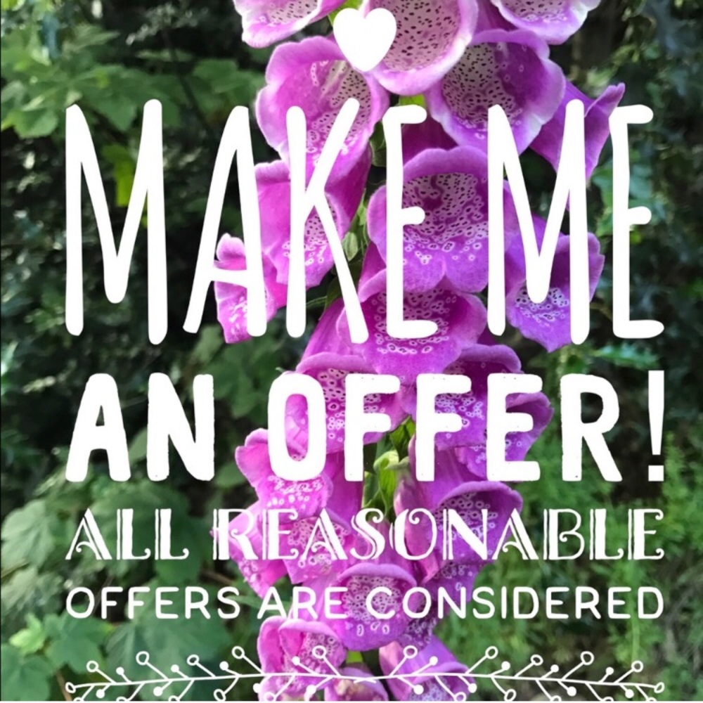 🌟Bundle and Save!🌟 🌺Make an offer!🌺
