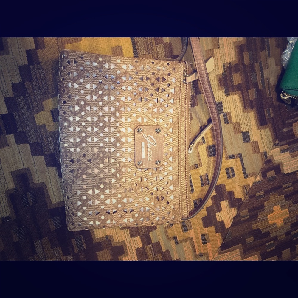 Guess crossbody