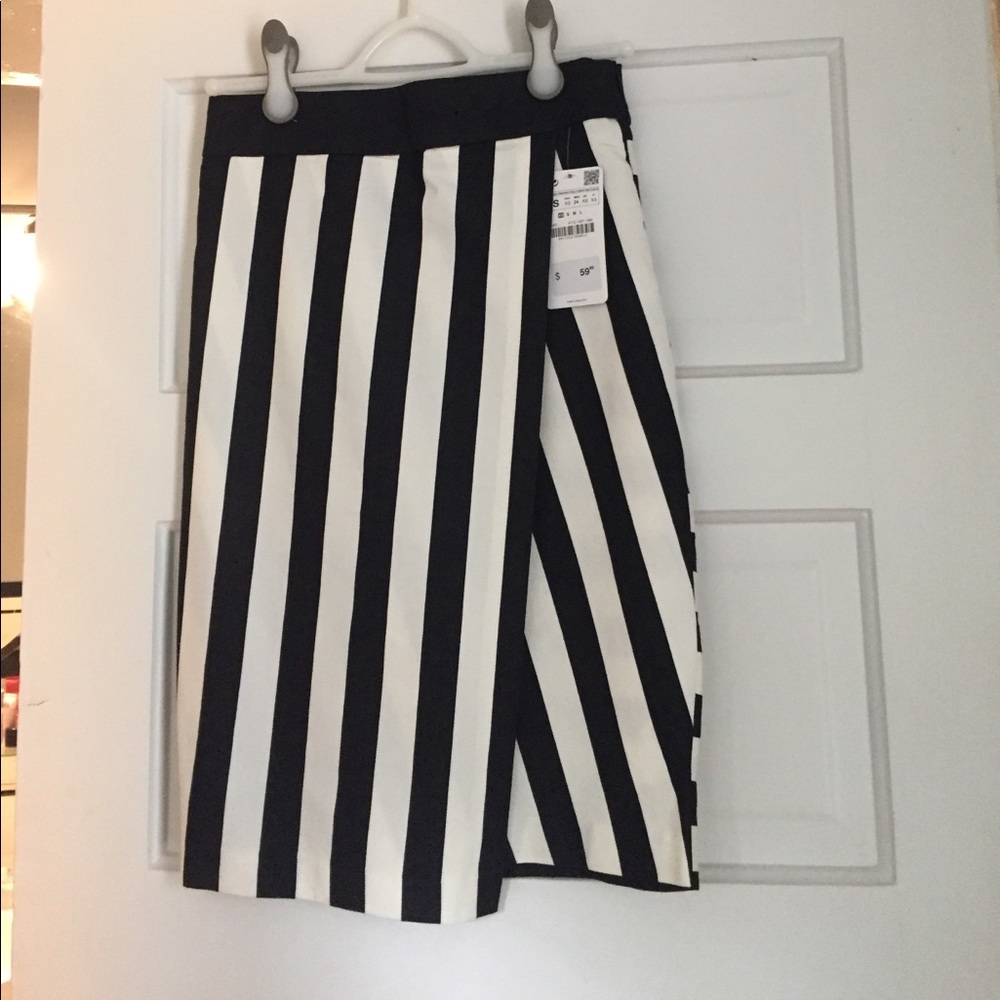 Zara Basic striped pencil skirt