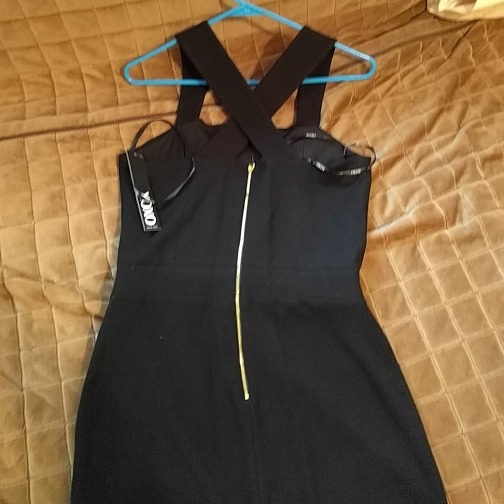๐ NWT Xoxo asymmetrical strappy holiday dress - Picture 4 of 5