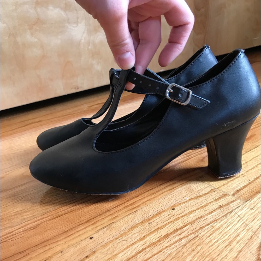 Black heeled Dance Shoe!