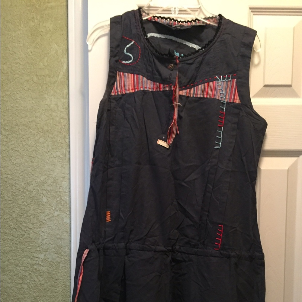 Comi No sundress size medium