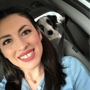 Meet your Posher, Julia