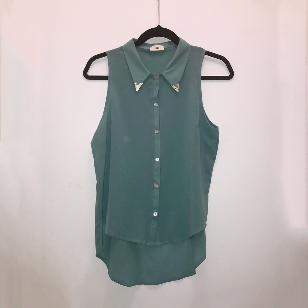 Tobi sleeveless collared blouse