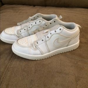 Kids retro 1 jordans size 12.5