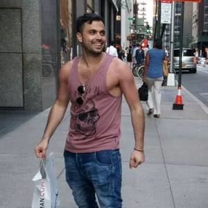 Meet your Posher, Daniel