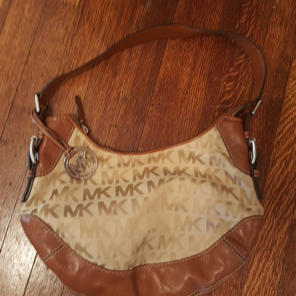 Authentic Michal Kors purse
