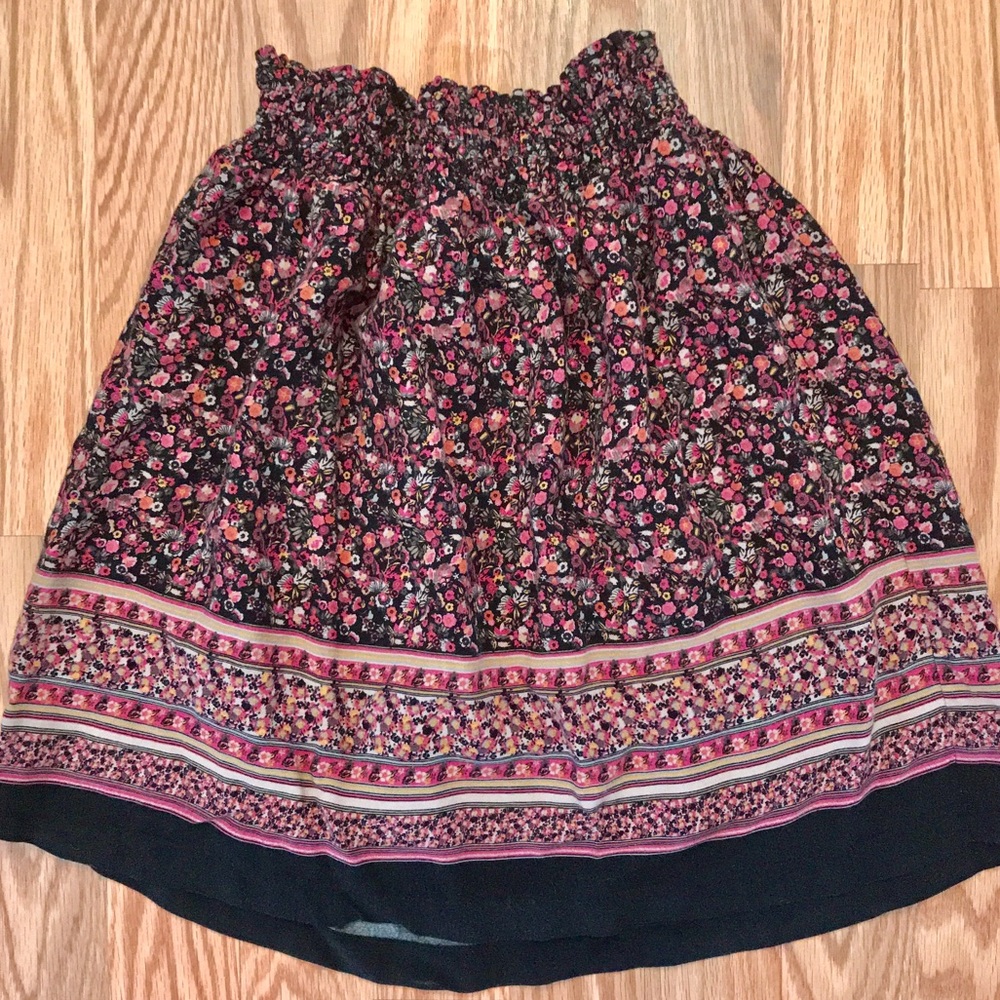 🚀MOVING SALE!🚀Floral High-Waisted Mini Skirt