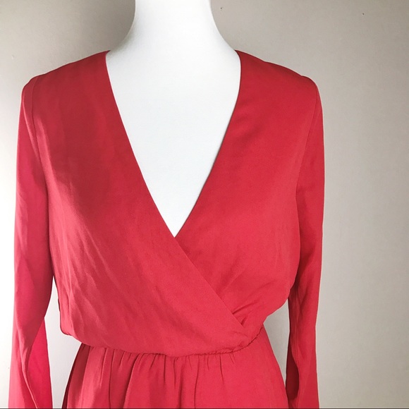 NWT Nasty Gal Size Small Parigi Red Ruffle Romper - Picture 3 of 4